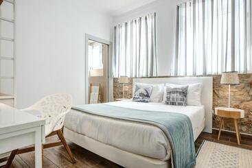مسافرخانه Loulé Coreto Guesthouse