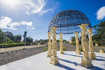 هتل Alta Bohol Garden Resort