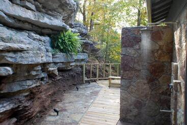בית מלון כפרי Beaver Lakefront Cabins   Couples Only Getaways