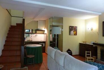 هتل Casas Do Toural