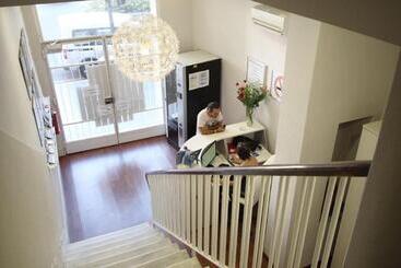 هتل Dormavalencia Hostel Regne