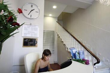 هتل Dormavalencia Hostel Regne