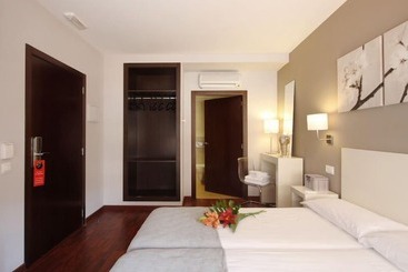 هتل Dormavalencia Hostel Regne