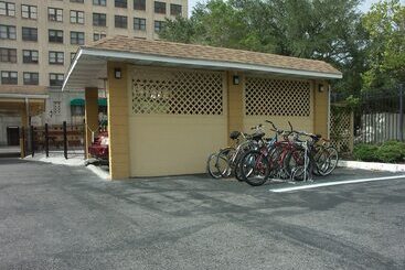 هتل Gainesville Lodge
