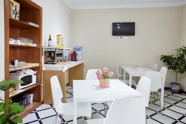 هتل Hostal Campo Nuevo