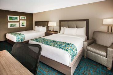 هتل La Quinta By Wyndham St. Paul Woodbury