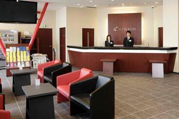 هتل Quad Inn Yokote