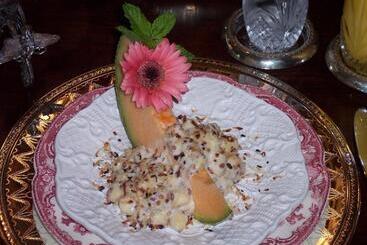 هتل Shadowlawn Bed And Breakfast