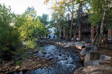 هتل Silver Moon Inn