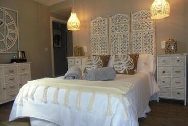هتل Tak Boutique Old Town