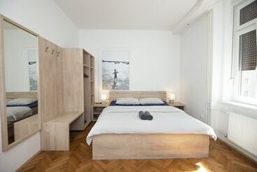 هتل Viva Rooms