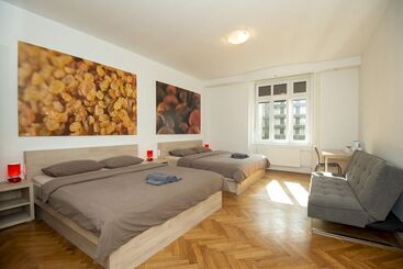 هتل Viva Rooms