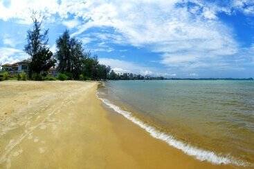Pantai Indah Lagoi Bintan - Bintan Island