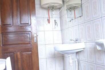 پانسیون Victoria Guest House