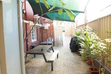 The Emperors Crown Hostel