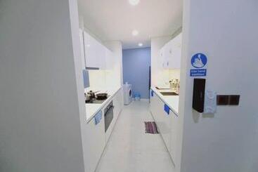Luxury Apartment Near Klcc & City Center
