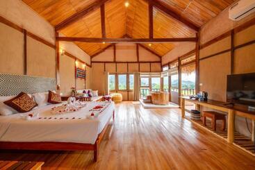 هتل Mai Chau Onsen Retreat