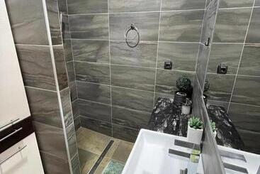 هتل Milmari I2 Studio Lux Apartman