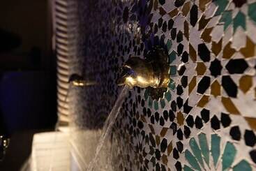 هتل Riad Fes Ziyat & Spa