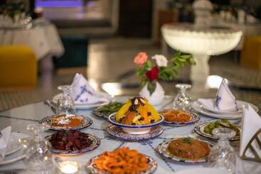 هتل Riad Fes Ziyat & Spa