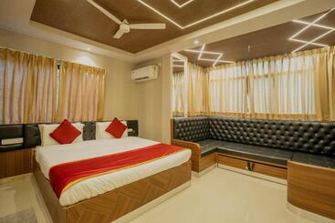 هتل Seasons Suites Koramangala