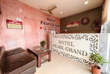 هتل The Pearl, Zirakpur   A Luxury Family