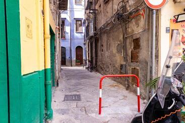 پانسیون Daria S Home Apartment Rooms