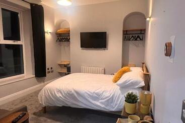پانسیون Hoopers Sandy Beach Guest Rooms