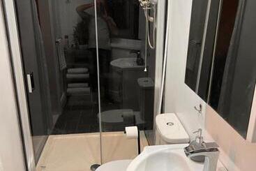 پانسیون Hoopers Sandy Beach Guest Rooms