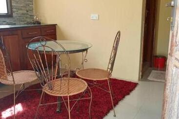 پانسیون Veronica House