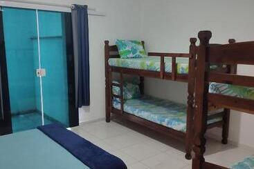 هاستل Aloha Suites