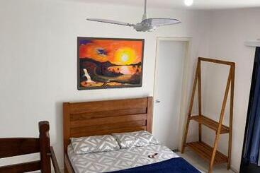 هاستل Aloha Suites