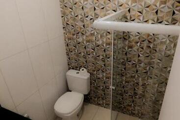 هاستل Aloha Suites