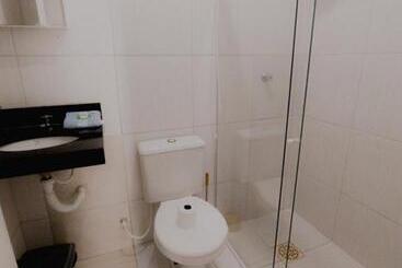 هاستل Aloha Suites
