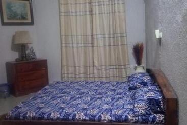 تختخواب و صبحانه Au Coeur De La Ville Historique De Ouidah