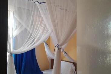 تختخواب و صبحانه Rehoboth S Apartments