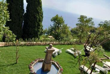 تختخواب و صبحانه Villa Barluzzi