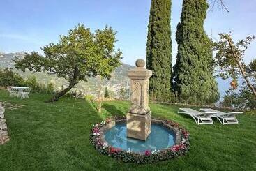 تختخواب و صبحانه Villa Barluzzi