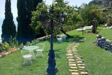 تختخواب و صبحانه Villa Barluzzi