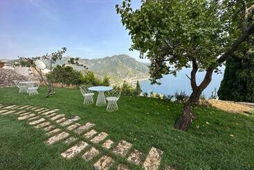 تختخواب و صبحانه Villa Barluzzi