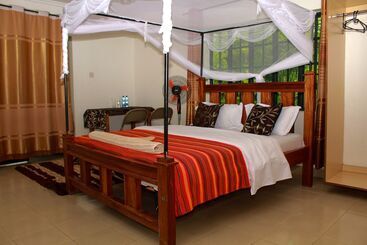 هتل Iretet Mara Lodge