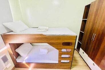 هتل Oyo 1008 Armond Bed And Breakfast
