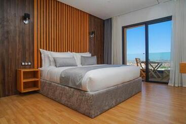 هتل Razane Hôtel