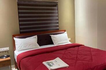 هتل Redbell Suites Kizhisseri