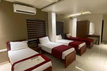 هتل Redbell Suites Kizhisseri