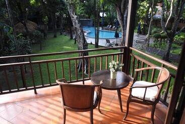 هتل Villa Massilia