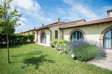 Luxury Resort With Swimming Pool In The Tuscan Countryside, Villas On The Ground Floor With Private