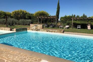 Luxury Resort With Swimming Pool In The Tuscan Countryside, Villas On The Ground Floor With Private