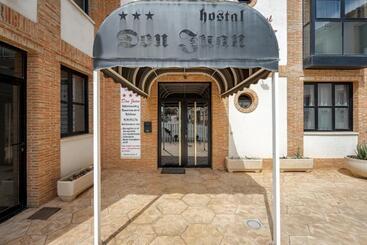 پانسیون Hostal Don Juan