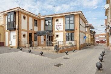 پانسیون Hostal Don Juan